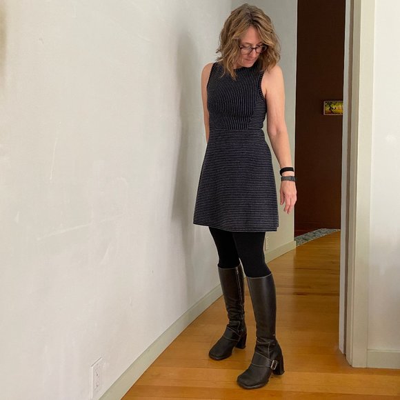 Theory Casual Wool Sleeveless Dress Size Small - Picture 10 of 11